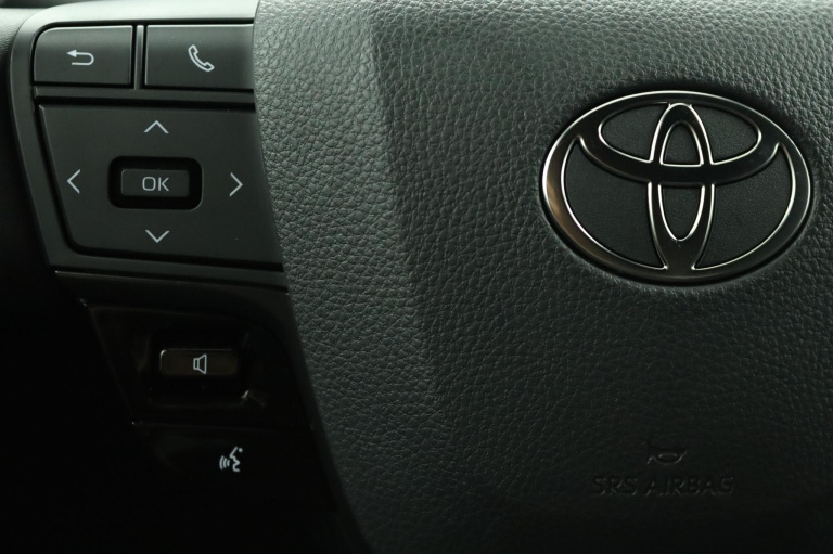 Toyota C-HR - 1.8 Hybrid 140 Dynamic 19