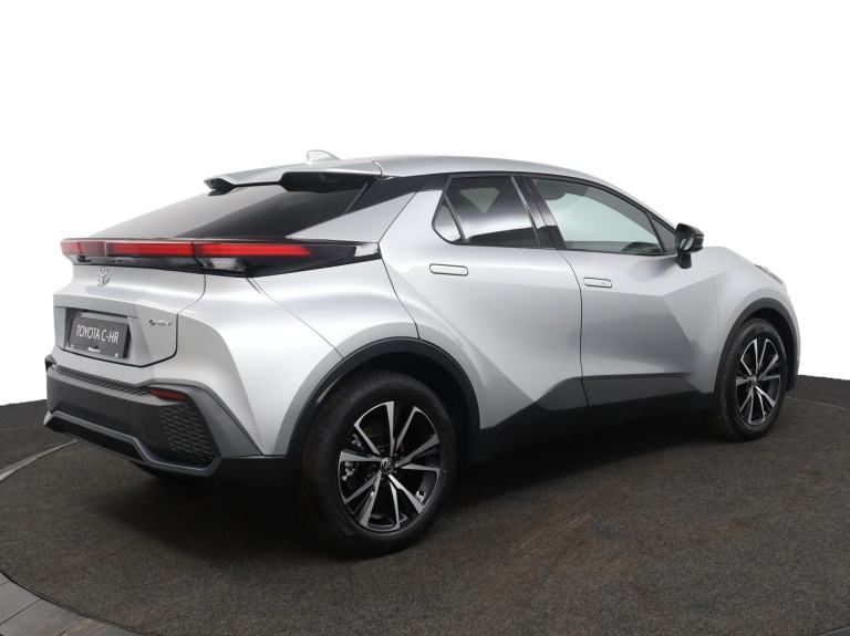 Toyota C-HR - 1.8 Hybrid 140 Dynamic 2