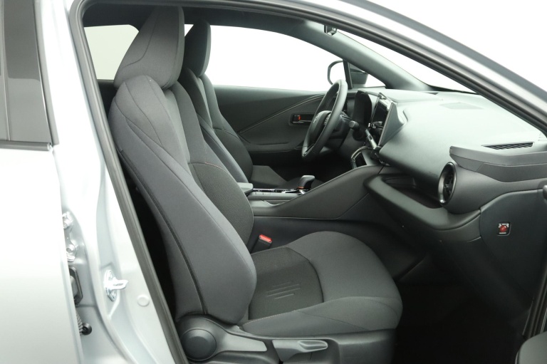 Toyota C-HR - 1.8 Hybrid 140 Dynamic 22