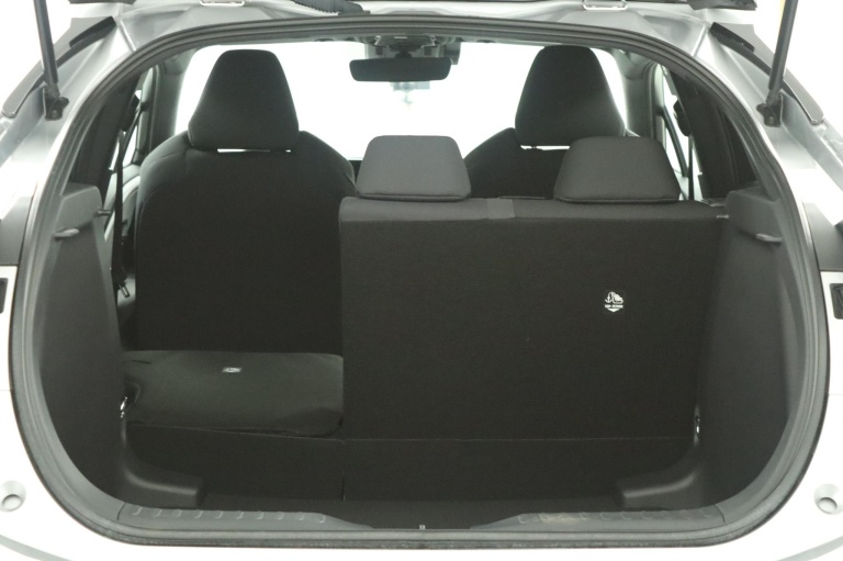 Toyota C-HR - 1.8 Hybrid 140 Dynamic 24