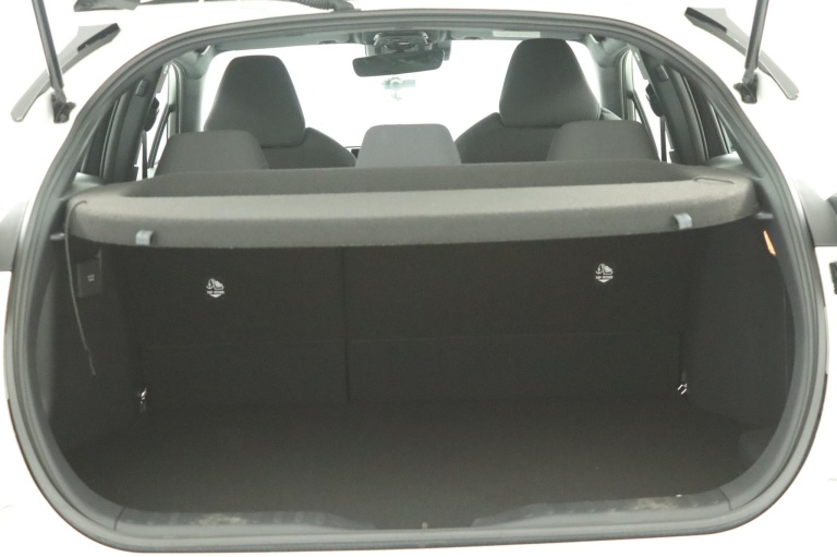 Toyota C-HR - 2.0 Plug-in Hybrid 220 Active 23