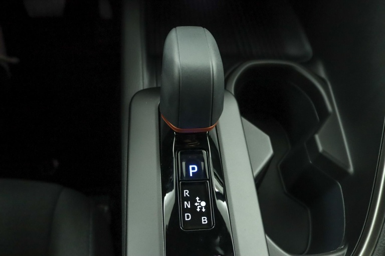 Toyota C-HR - 2.0 Plug-in Hybrid 220 Active 27