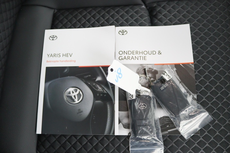 Toyota Yaris - 1.5 Hybrid 130 Executive 11