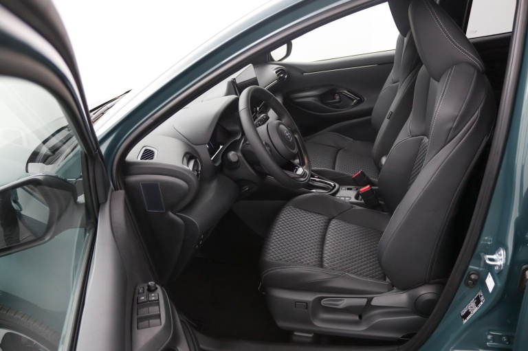 Toyota Yaris - 1.5 Hybrid 130 Executive 17