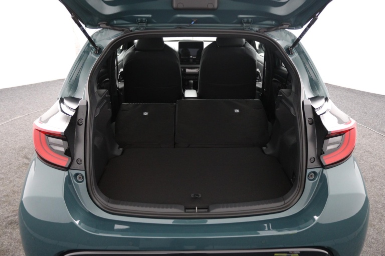 Toyota Yaris - 1.5 Hybrid 130 Executive 26