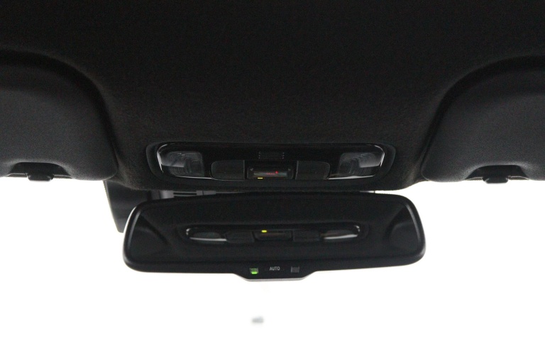 Toyota Yaris - 1.5 Hybrid 130 Executive 33