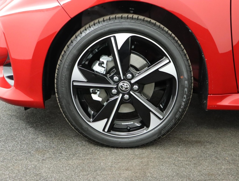 Toyota Yaris - 1.5 Hybrid 130 Executive 34