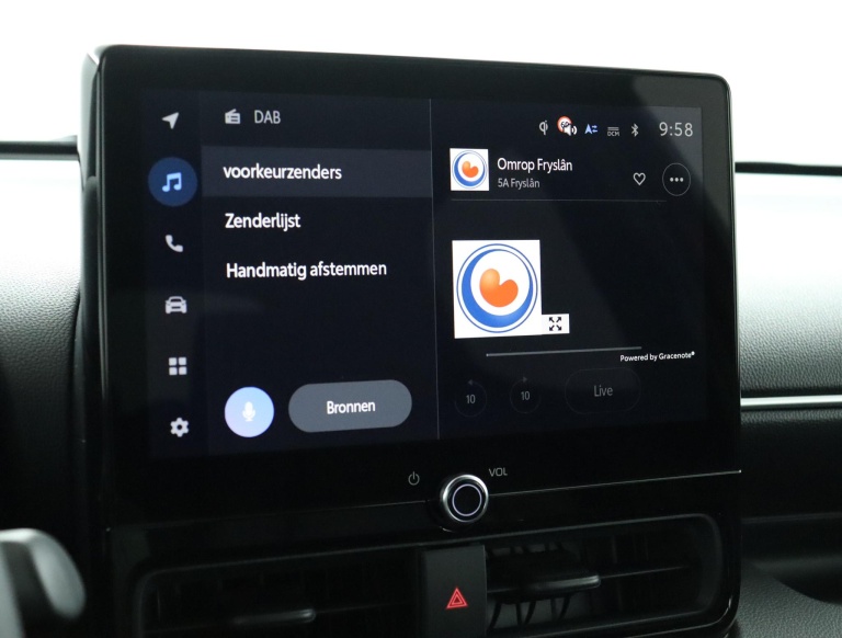 Toyota Yaris - 1.5 Hybrid 130 Executive 8