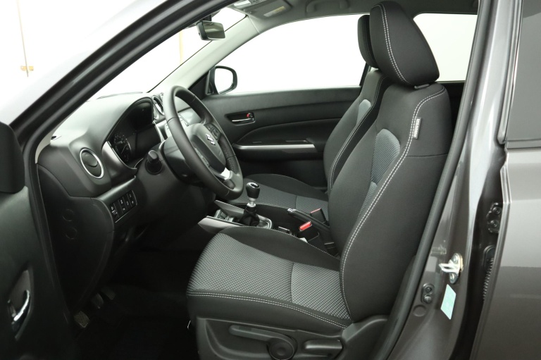 Suzuki Vitara - 1.4 Boosterjet Smart Hybrid Select  14