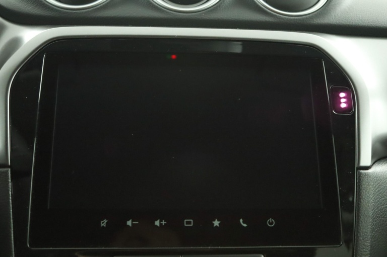Suzuki Vitara - 1.4 Boosterjet Smart Hybrid Select  46