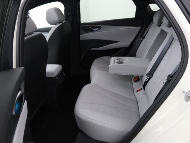 BYD SEAL 6 - DM-i Sedan Comfort Lite