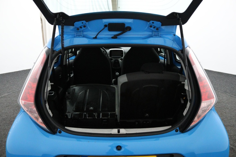 Toyota Aygo - 1.0 VVT-i x-play 24