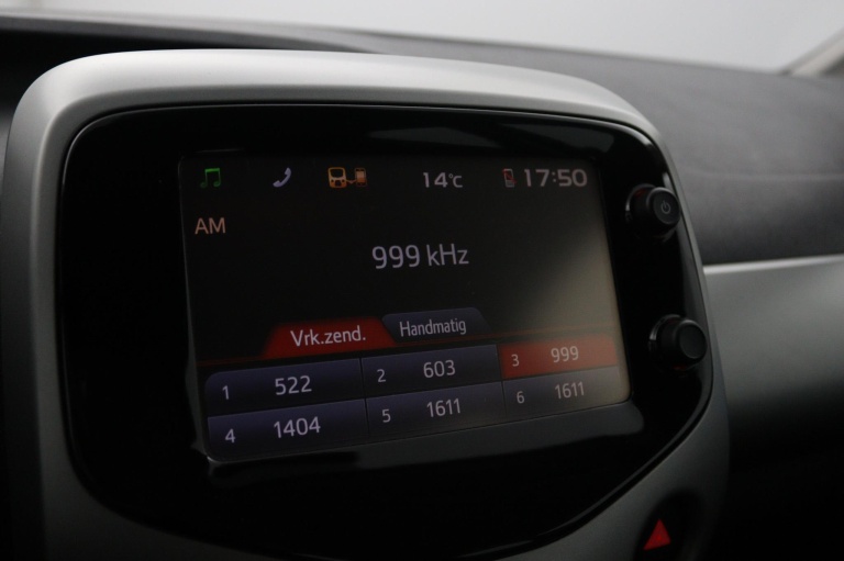 Toyota Aygo - 1.0 VVT-i x-play 41
