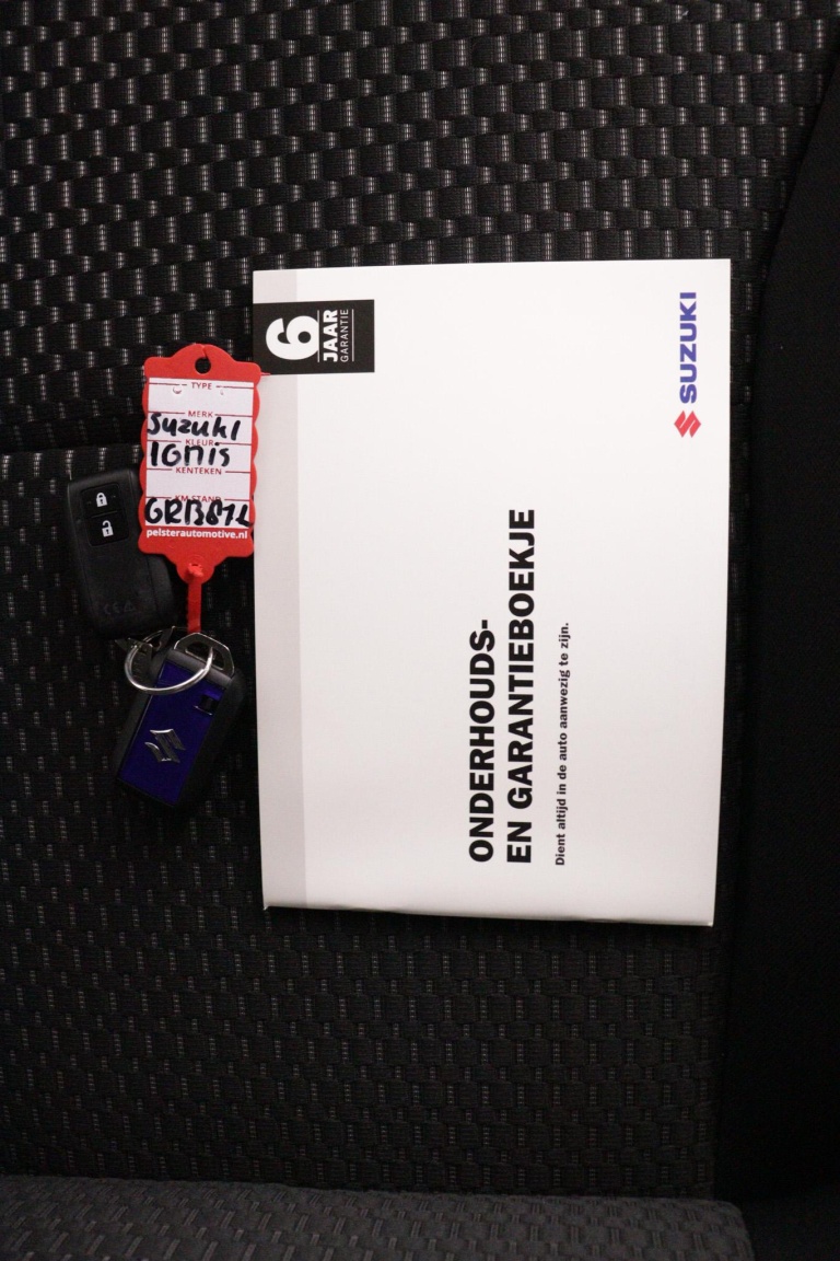 Suzuki Ignis - 1.2 Smart Hybrid Style 11
