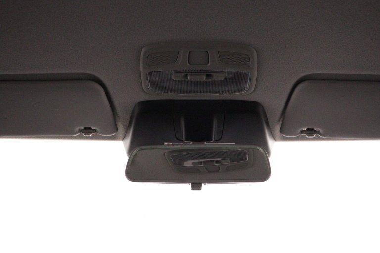 Suzuki Ignis - 1.2 Smart Hybrid Style 32