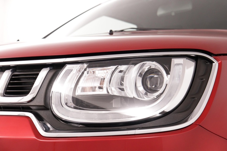 Suzuki Ignis - 1.2 Smart Hybrid Style 36
