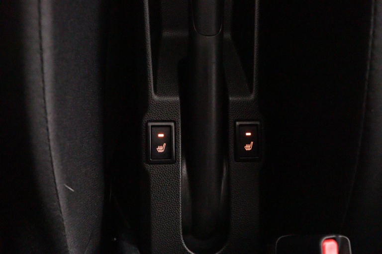 Suzuki Ignis - 1.2 Smart Hybrid Style 41