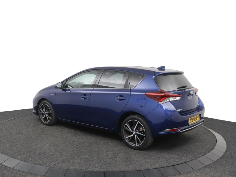 Toyota Auris - 1.8 Hybrid Dynamic Ultimate 12