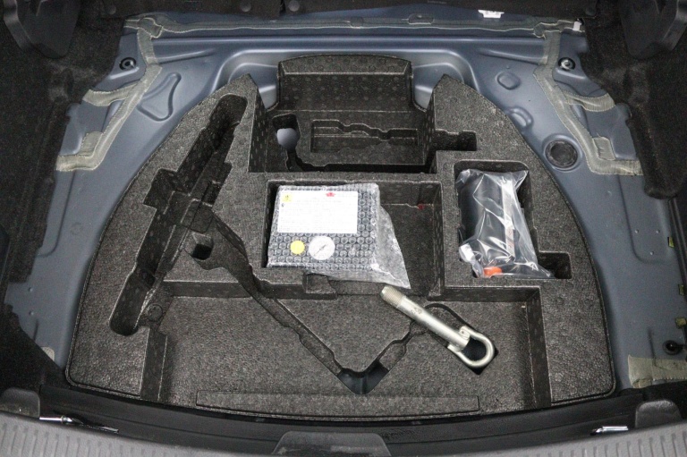 Toyota Auris - 1.8 Hybrid Dynamic Ultimate 34