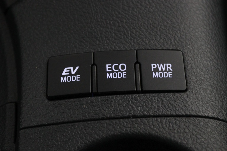 Toyota Auris - 1.8 Hybrid Dynamic Ultimate 46