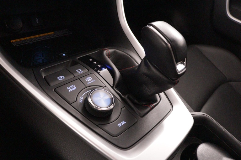 Toyota RAV4 - 2.5 Plug-in Hybrid AWD Bi-Tone Plus 26