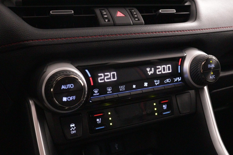 Toyota RAV4 - 2.5 Plug-in Hybrid AWD Bi-Tone Plus 7