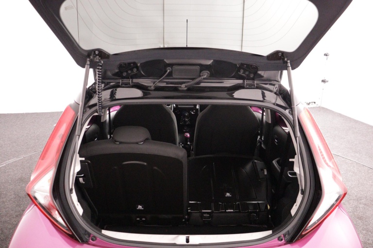 Toyota Aygo - 1.0 VVT-i x-cite 23