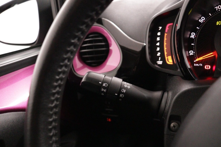 Toyota Aygo - 1.0 VVT-i x-cite 29