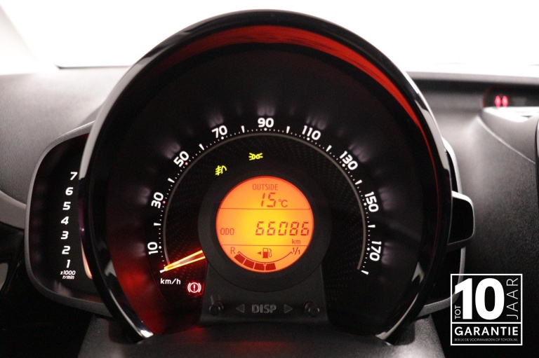 Toyota Aygo - 1.0 VVT-i x-cite 6