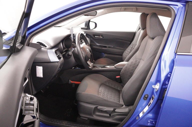 Toyota C-HR - 1.8 Hybrid Dynamic 16