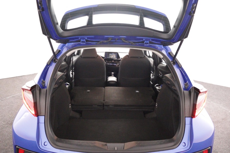 Toyota C-HR - 1.8 Hybrid Dynamic 23