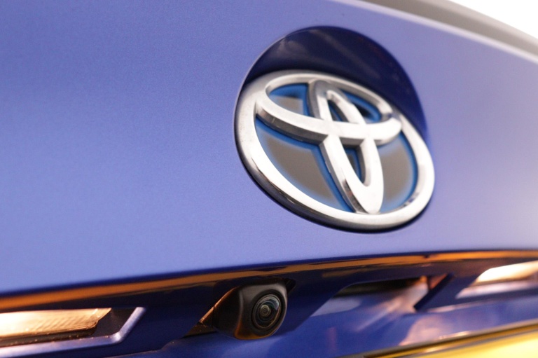 Toyota C-HR - 1.8 Hybrid Dynamic 35