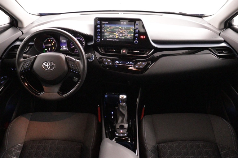 Toyota C-HR - 1.8 Hybrid Dynamic 4