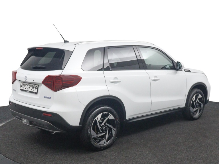 Suzuki Vitara - 1.4 Boosterjet Style Smart Hybrid 2
