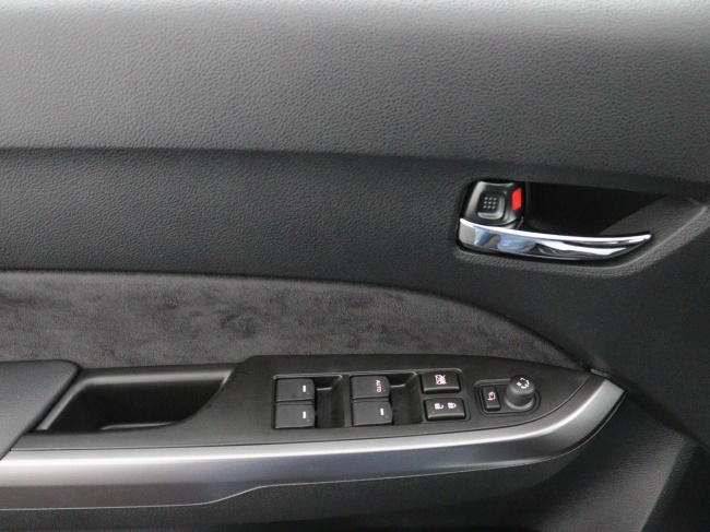 Suzuki Vitara - 1.4 Boosterjet Style Smart Hybrid