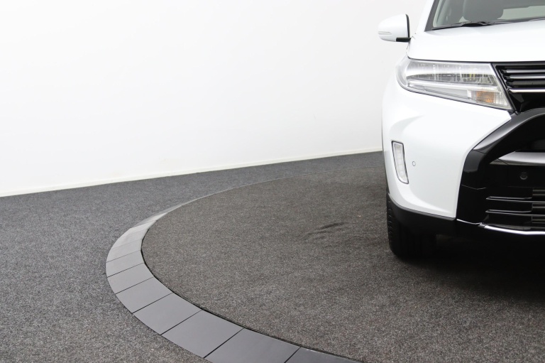 Suzuki Vitara - 1.4 Boosterjet Style Smart Hybrid 32