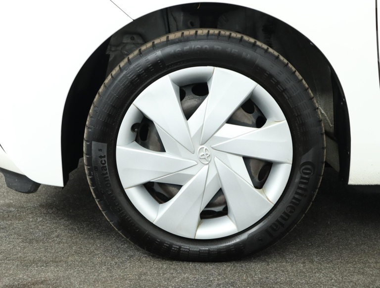 Toyota Aygo - 1.0 VVT-i x-play 38