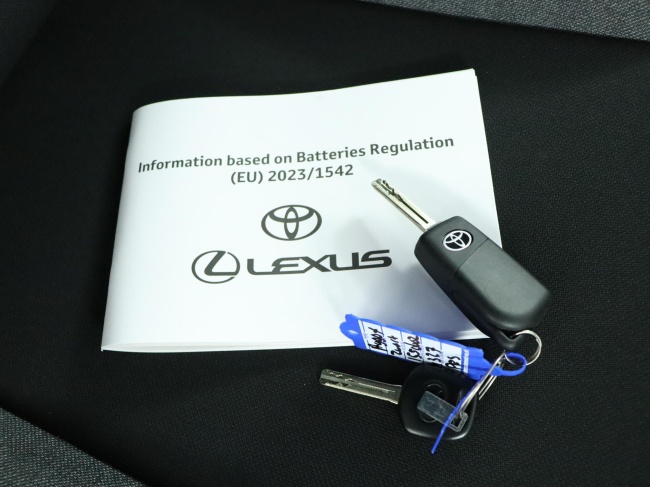 Toyota Aygo X - 1.0 VVT-i MT Play