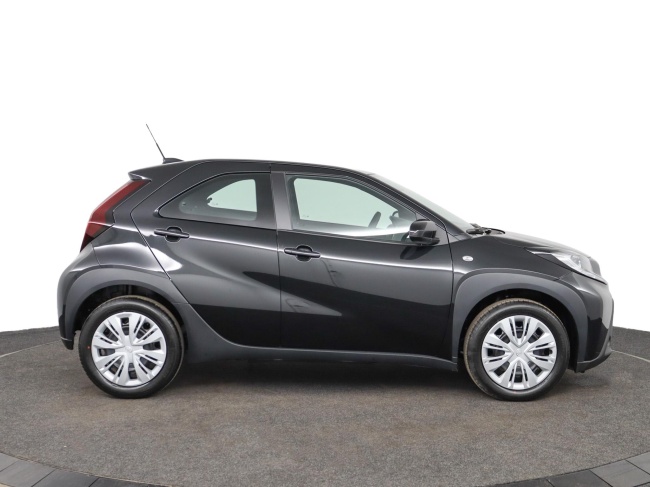 Toyota Aygo X - 1.0 VVT-i MT Play