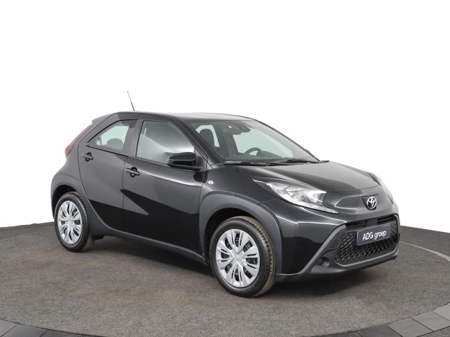 Toyota Aygo X - 1.0 VVT-i MT Play