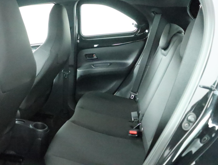 Toyota Aygo X - 1.0 VVT-i MT Play 18