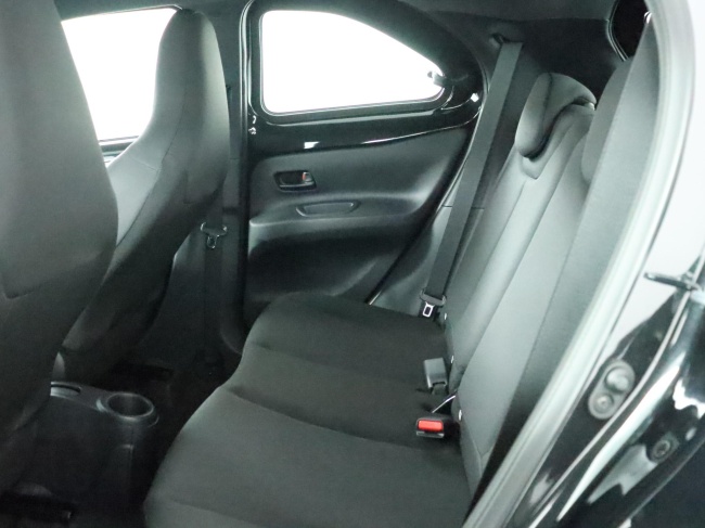 Toyota Aygo X - 1.0 VVT-i MT Play