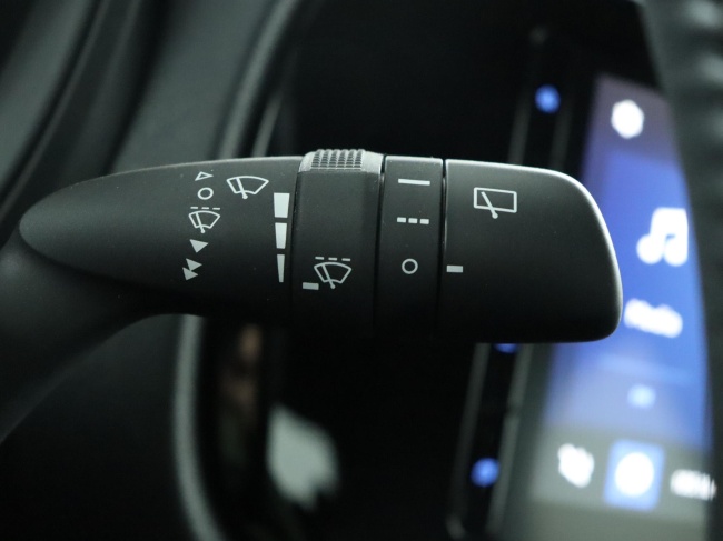 Toyota Aygo X - 1.0 VVT-i MT Play