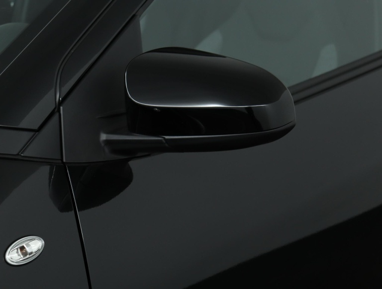 Toyota Aygo X - 1.0 VVT-i MT Play 36
