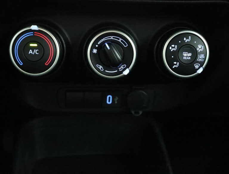 Toyota Aygo X - 1.0 VVT-i MT Play 7