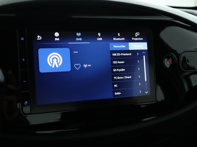 Toyota Aygo X - 1.0 VVT-i MT Play