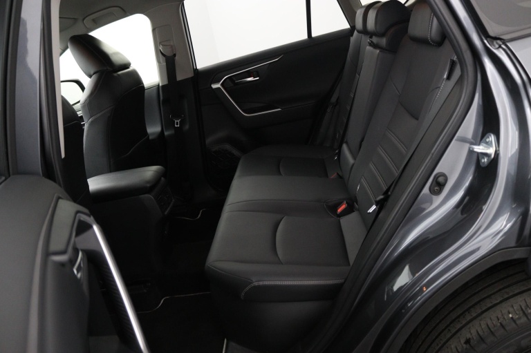 Toyota RAV4 - 2.5 Hybrid Style 18