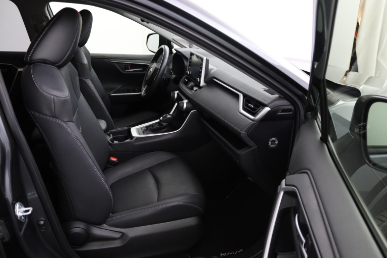 Toyota RAV4 - 2.5 Hybrid Style 22