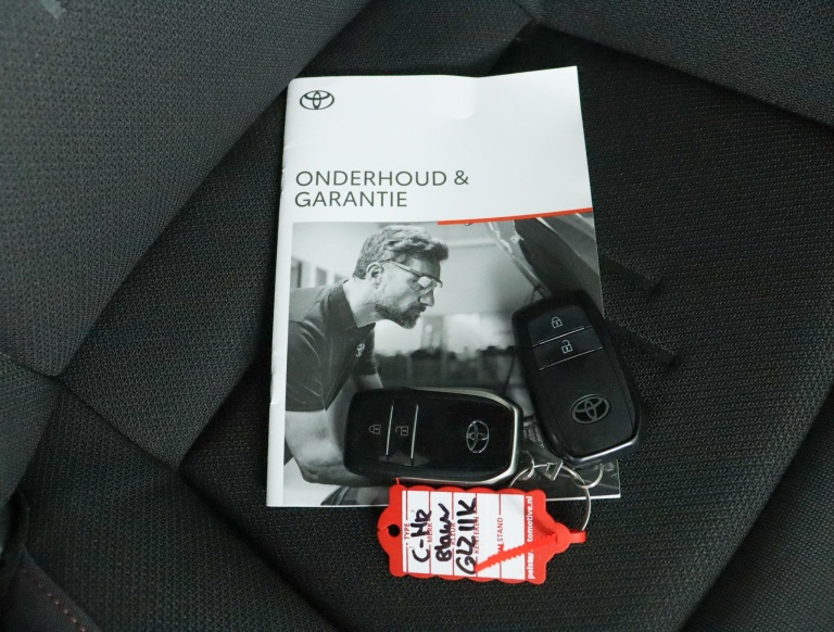 Toyota C-HR - 1.8 Hybrid 140 Dynamic 11