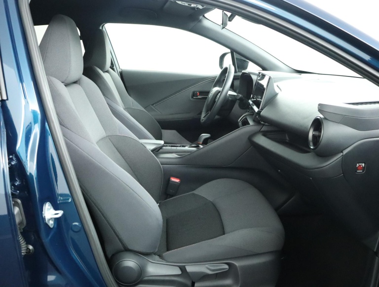 Toyota C-HR - 1.8 Hybrid 140 Dynamic 22